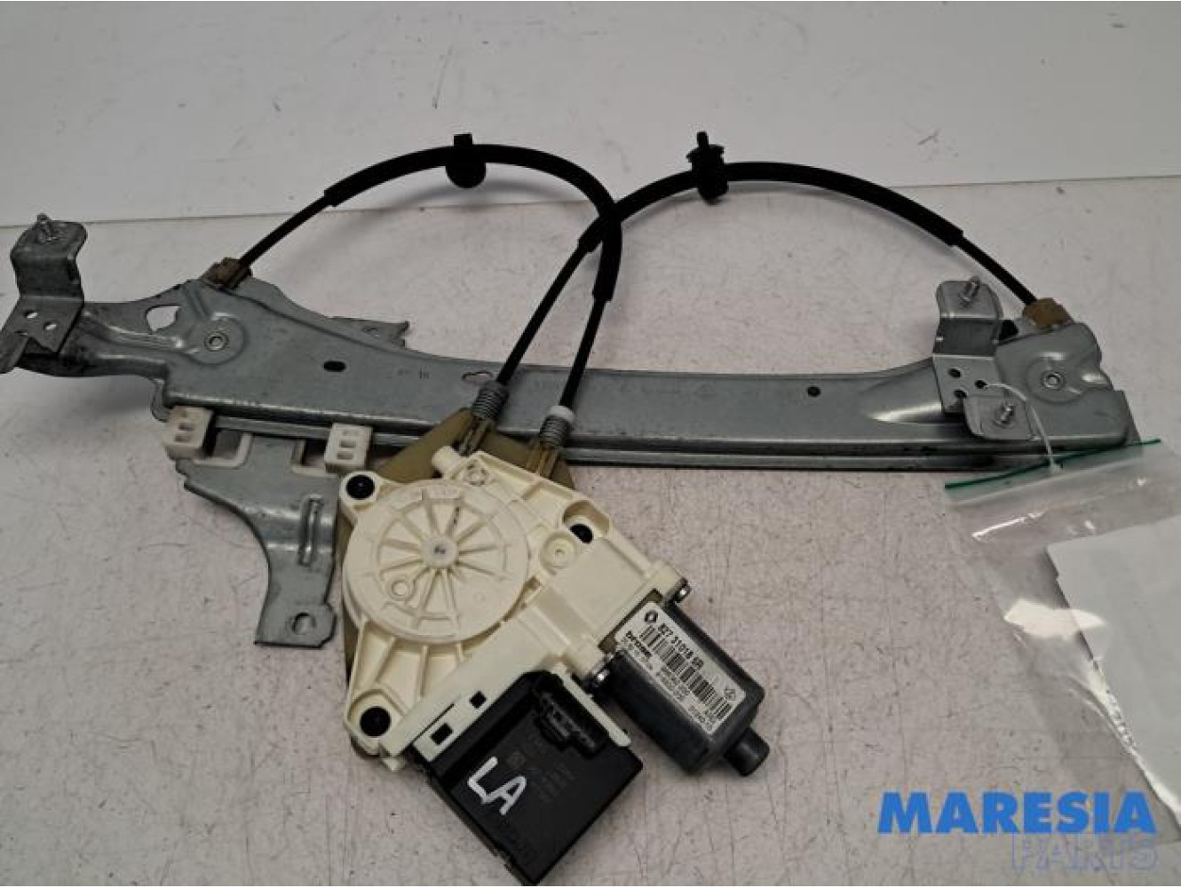 Renault - Megane - Rear door window mechanism 4-door, left