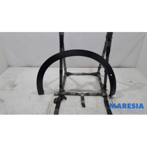 Alfa Romeo - Junior Elettrica - Wielrand achter