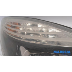 Renault - Grand Scenic - Phare droit