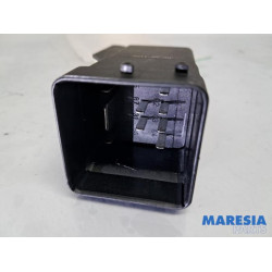 Renault - Grand Scenic - Glow plug relay
