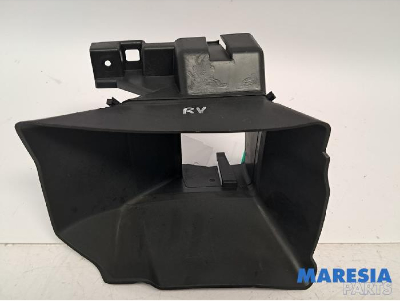 Renault - Megane - Air funnel