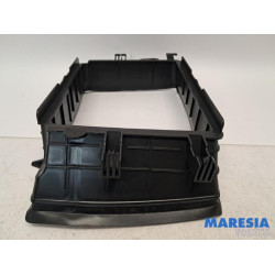 Renault - Megane - Luchtgeleider