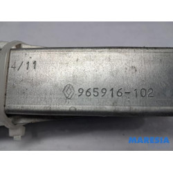 Renault - Grand Scenic - Rear door window mechanism 4-door, right