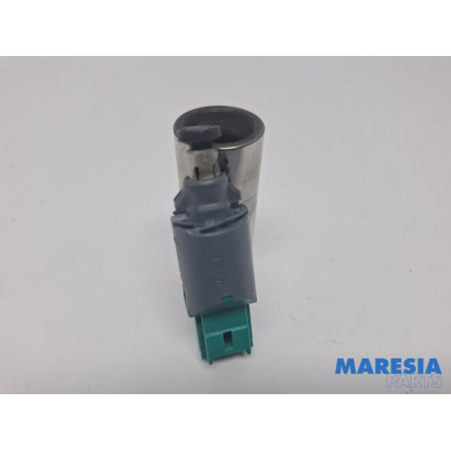 Renault - Grand Scenic - Remlicht Schakelaar