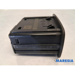 Renault - Grand Scenic - AUX / USB-Anschluss