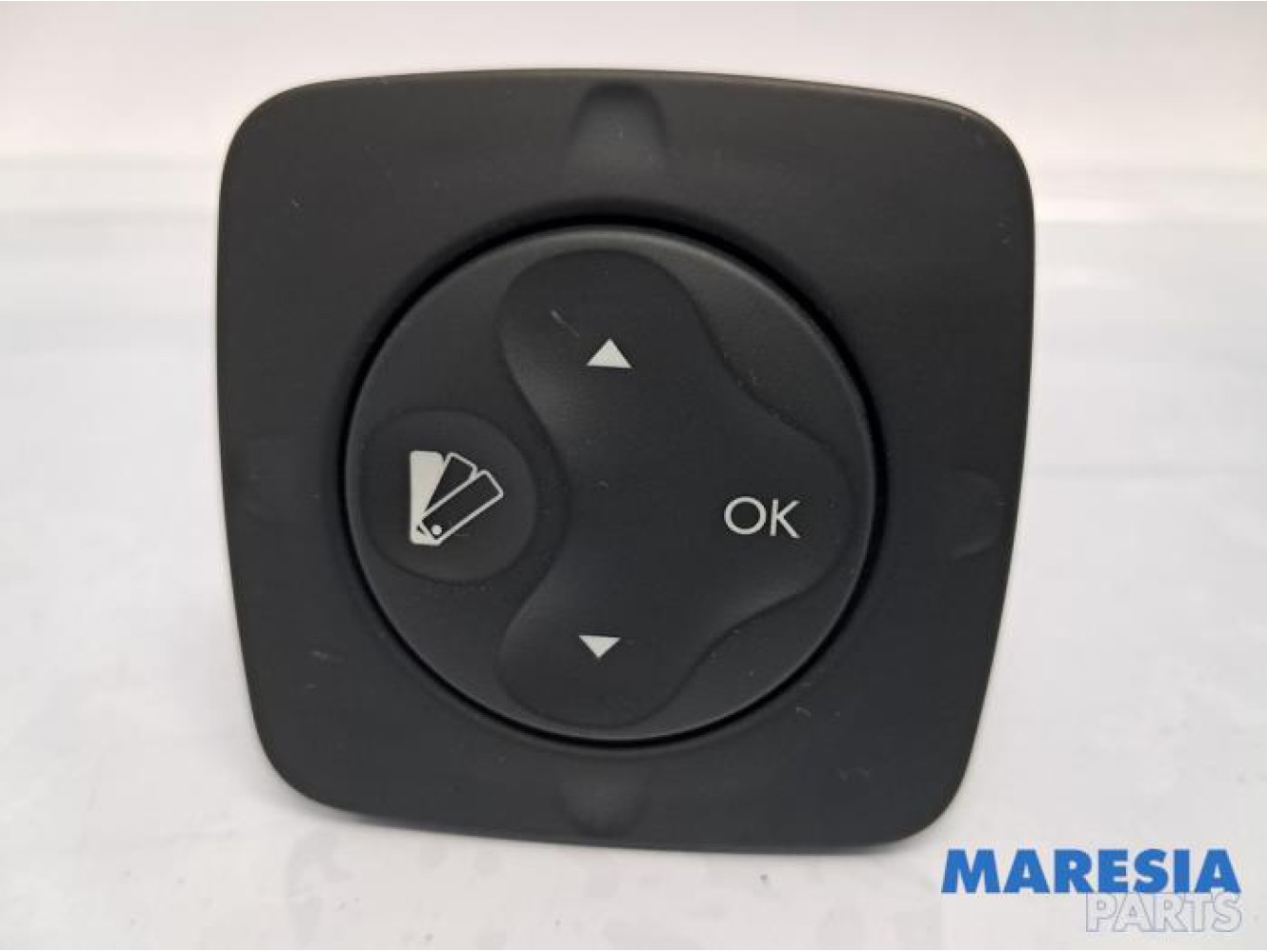 Renault - Grand Scenic - Commande ordinateur de bord