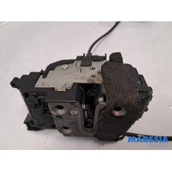 Renault - Grand Scenic - Front door lock mechanism 4-door, right