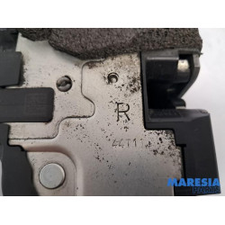 Renault - Grand Scenic - Front door lock mechanism 4-door, right