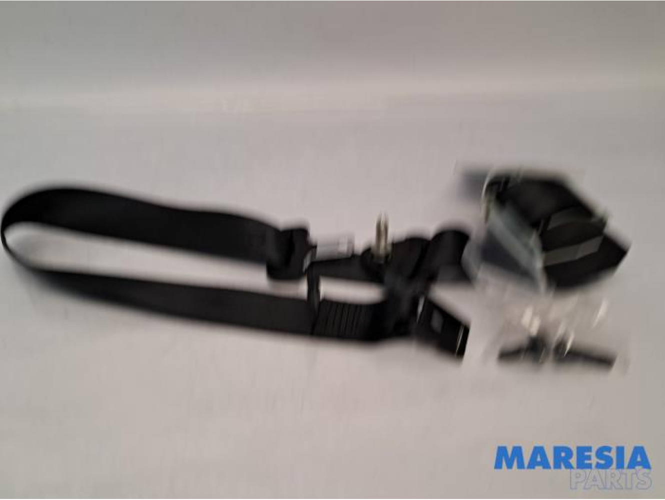 Renault - Grand Scenic - Rear seatbelt, right
