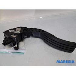 Renault - Grand Scenic - Accelerator pedal