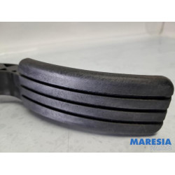 Renault - Grand Scenic - Accelerator pedal
