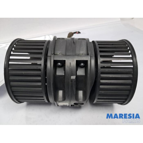 Renault - Grand Scenic - Kachel Ventilatiemotor