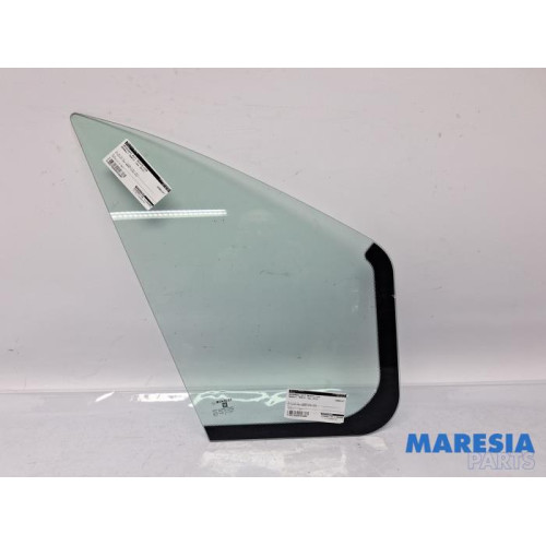 Renault - Trafic - Vitre triangulaire avant droite