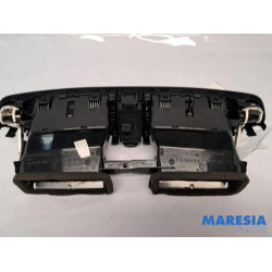 Renault - Grand Scenic - Dashboard vent