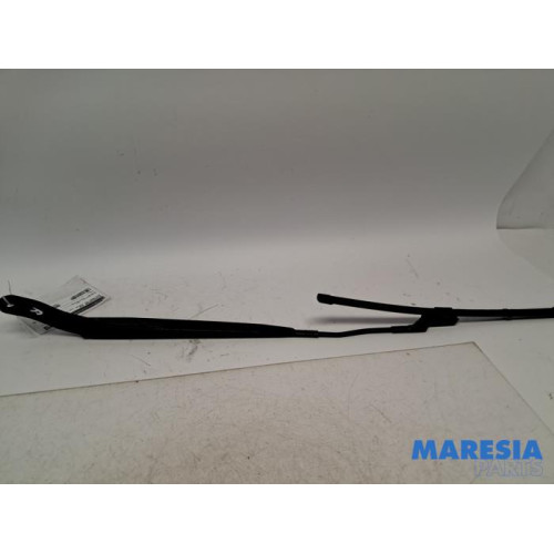 Alfa Romeo - Junior Elettrica - Bras essuie-glace avant