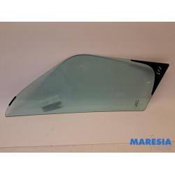 Renault - Master - Quarter light, front left