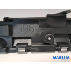 Alfa Romeo - Junior Elettrica - Rear bumper bracket central