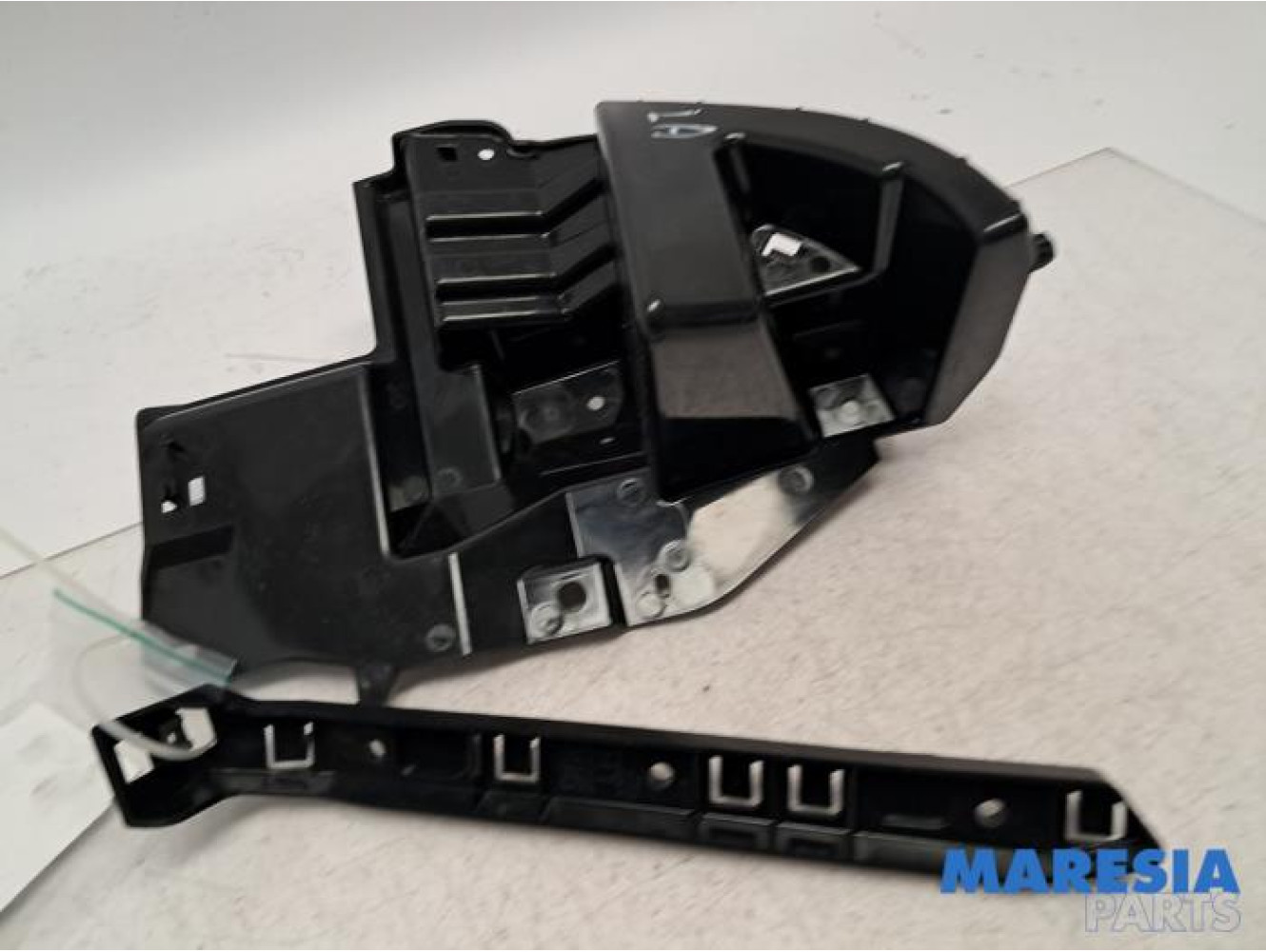 Alfa Romeo - Junior Elettrica - Stoßstangenstütze links hinten