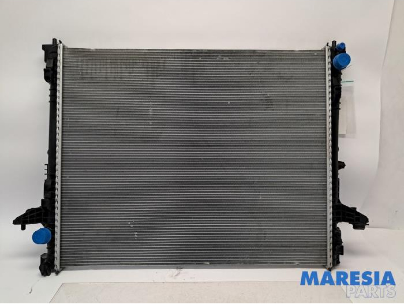 Renault - Trafic - Radiator
