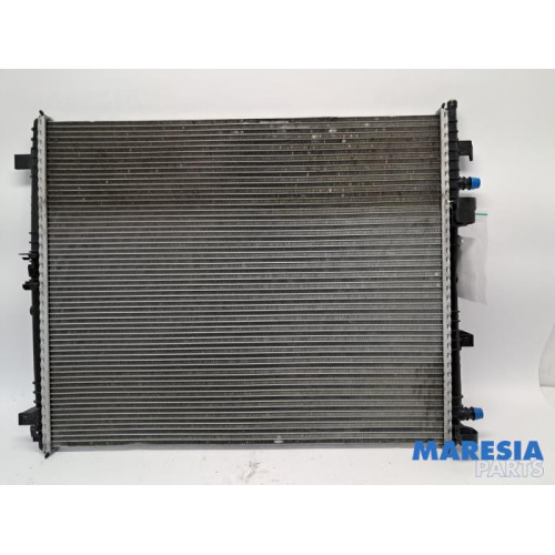 Renault - Trafic - Radiator