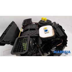 Renault - Trafic - Heizgehäuse