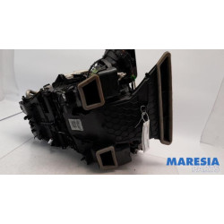 Renault - Trafic - Heizgehäuse