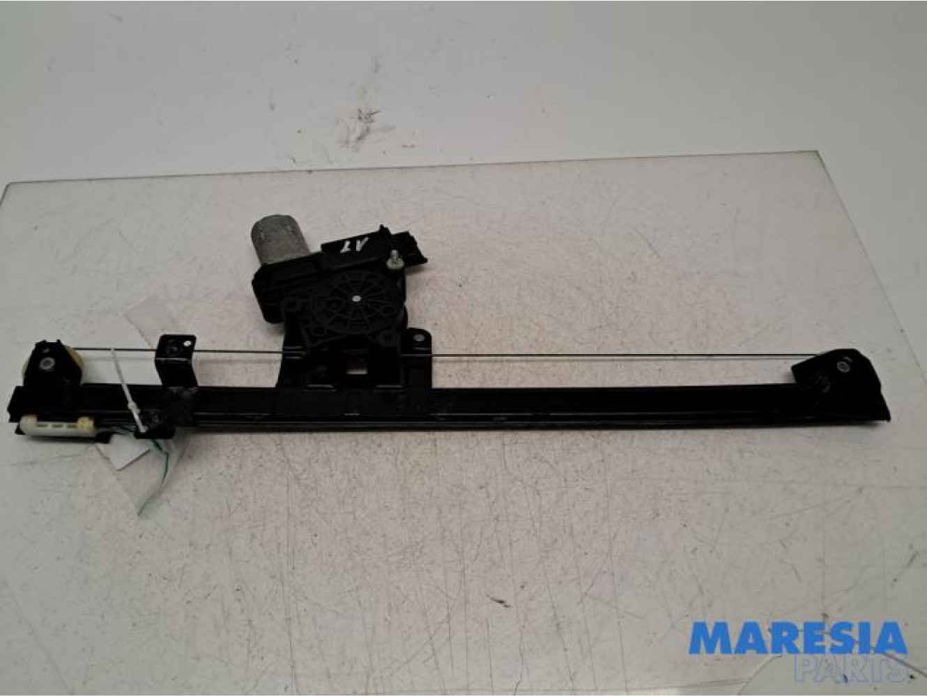 Fiat - Ducato - Fenstermechanik 2-türig links vorne