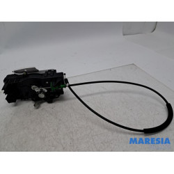 Renault - Trafic - Minibus/van rear door lock mechanism