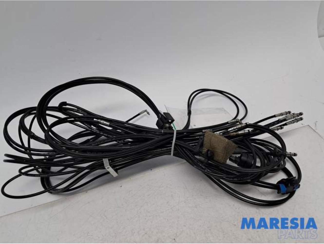 Peugeot - 307 - Convertible roof hydraulic line