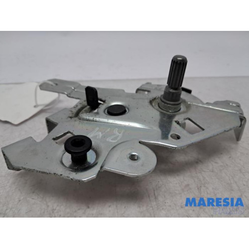 Renault - Trafic - Sliding door lock mechanism, right