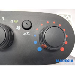 Renault - Trafic - Heater control panel