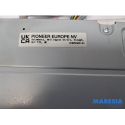 Renault - Trafic - Radio CD Speler