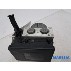 Renault - Trafic - Pompe ABS