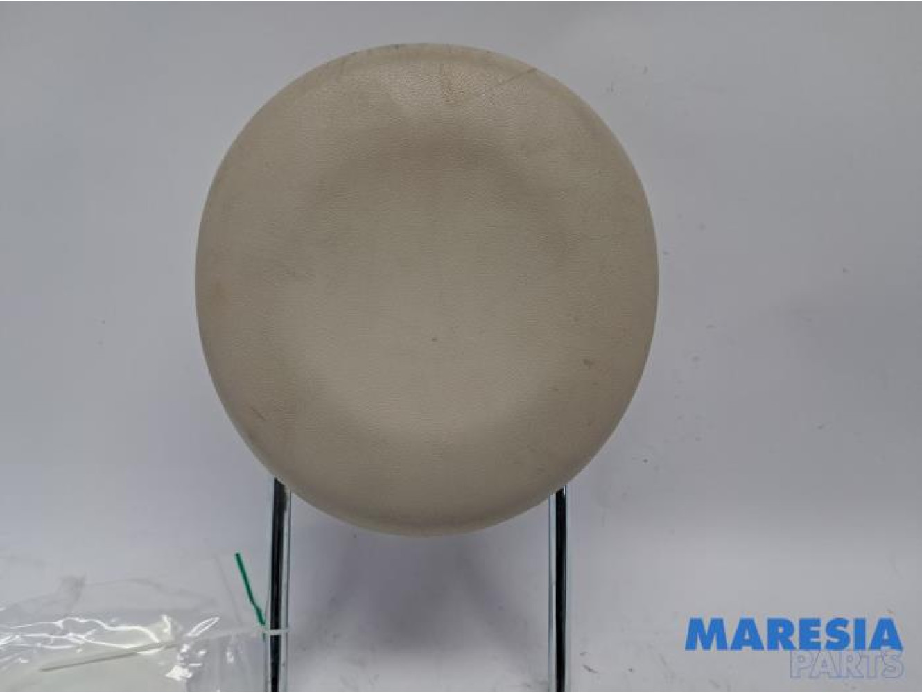 Fiat - 500 - Headrest