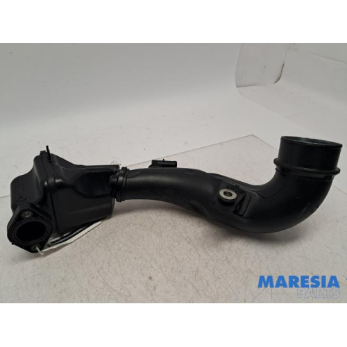 Renault - Master - Ansaugschlauch Luft