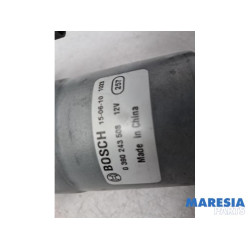 Renault - Trafic - Scheibenwischermotor vorne