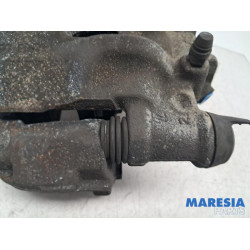 Renault - Master - Front brake calliper, left