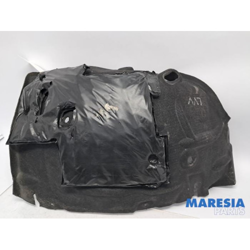 Renault - Grand Scenic - Wheel arch liner