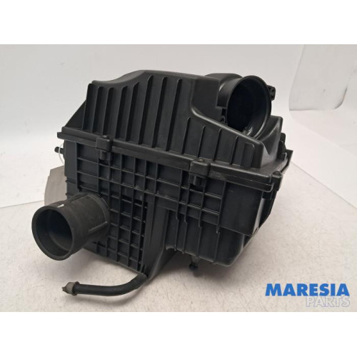 Renault - Master - Luchtfilterhuis