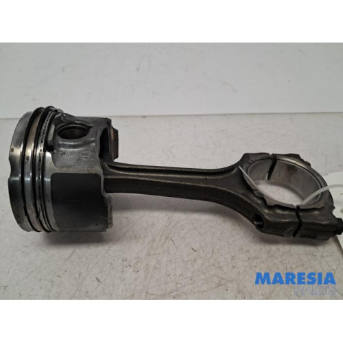 Alfa Romeo - Giulietta - Drijfstang