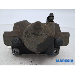 Alfa Romeo - 159 - Bremszange rechts vorne