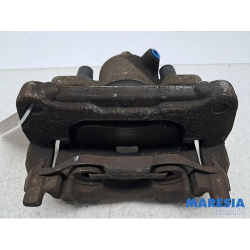 Alfa Romeo - 159 - Bremszange rechts vorne