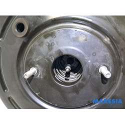 Renault - Trafic - Brake servo