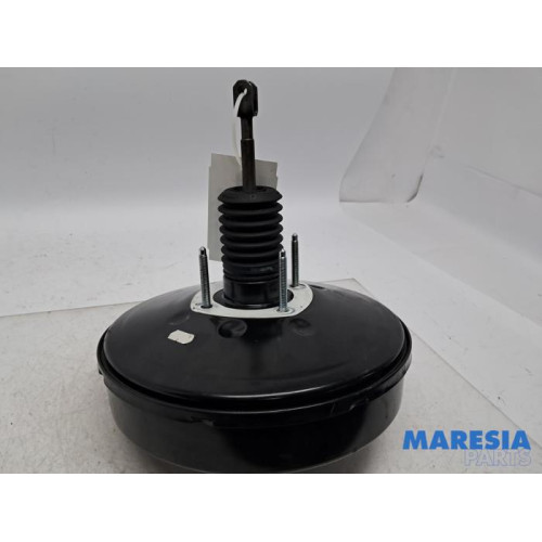 Renault - Trafic - Brake servo