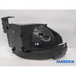 Renault - Trafic - Passage de roue