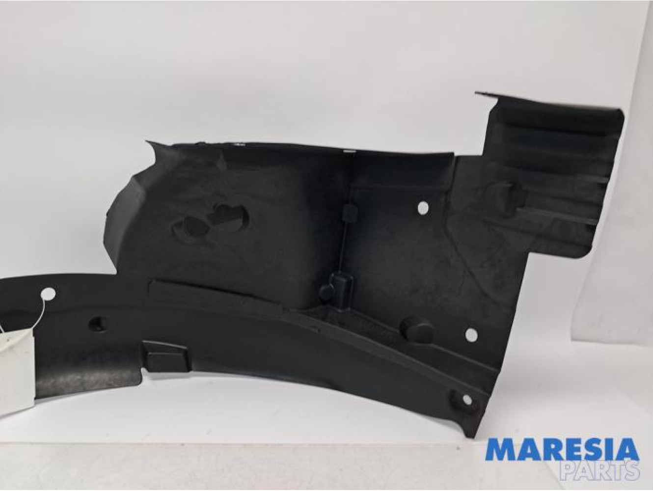 Renault - Trafic - Passage de roue