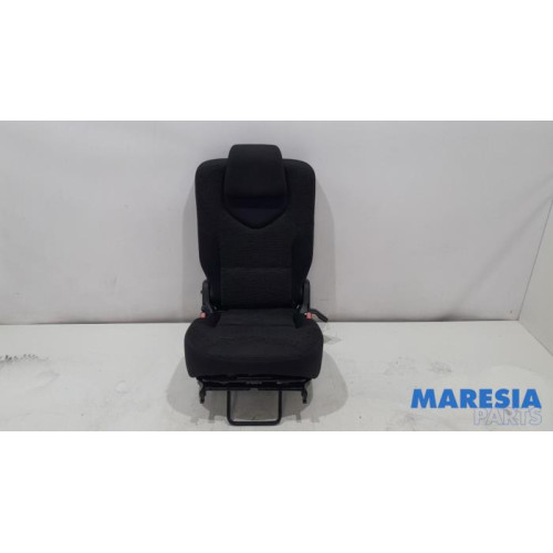 Peugeot - 308 - Sitz hinten