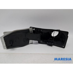 Renault - Trafic - Tankklappe