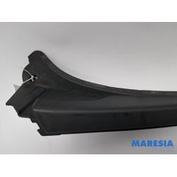 Renault - Trafic - Voorruitlijst