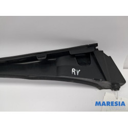 Renault - Trafic - Voorruitlijst